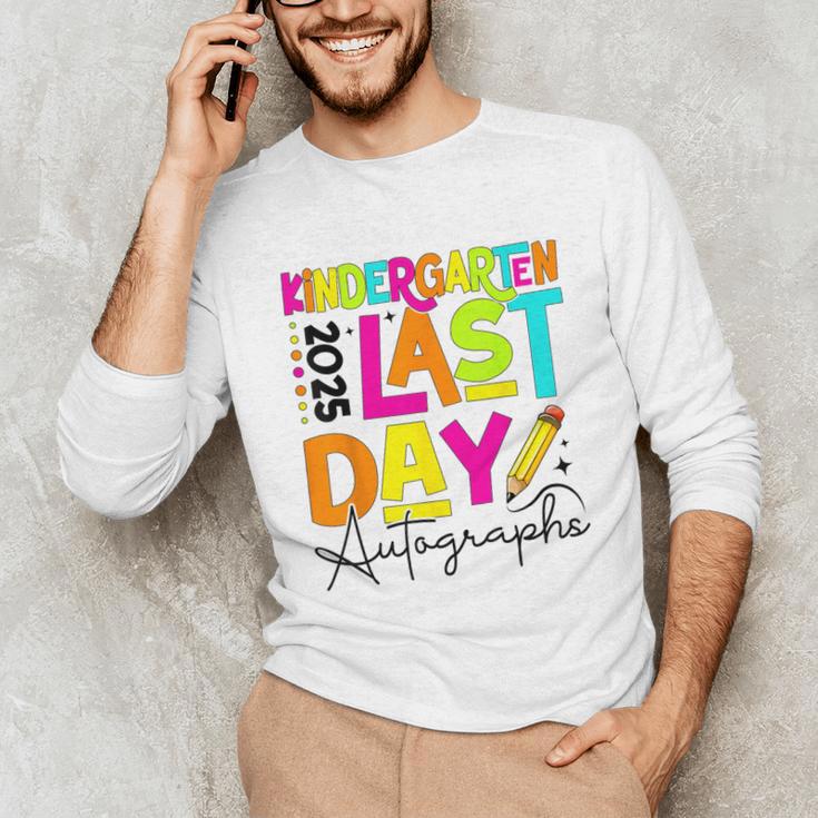 2025 Last Day Of School Autograph Kindergarten Graduation Unisex Long Sleeve T-Shirt