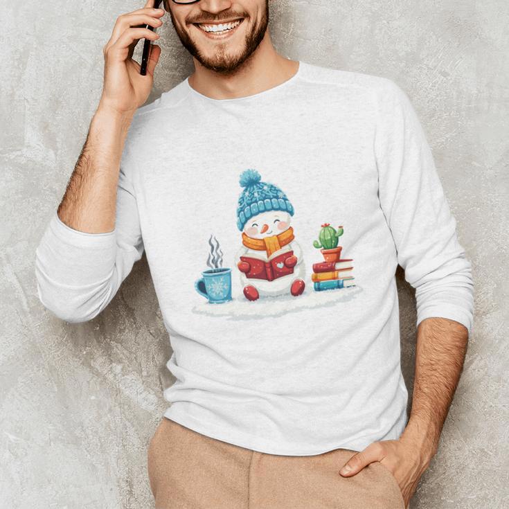 Cute Winter Cozy Snowman Reading Book Lovers Xmas Snowman Unisex Long Sleeve T-Shirt