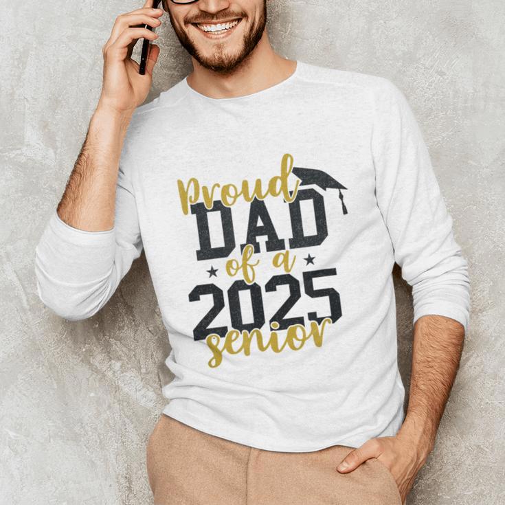 Proud Dad Of a 2025 Senior Graduation Unisex Long Sleeve T-Shirt