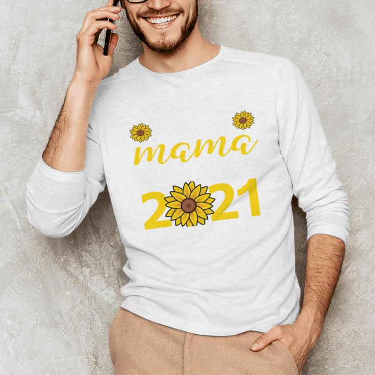 Proud Mama Of a 2021 Graduate Senior Mom 2021 Graduation Unisex Long Sleeve T-Shirt