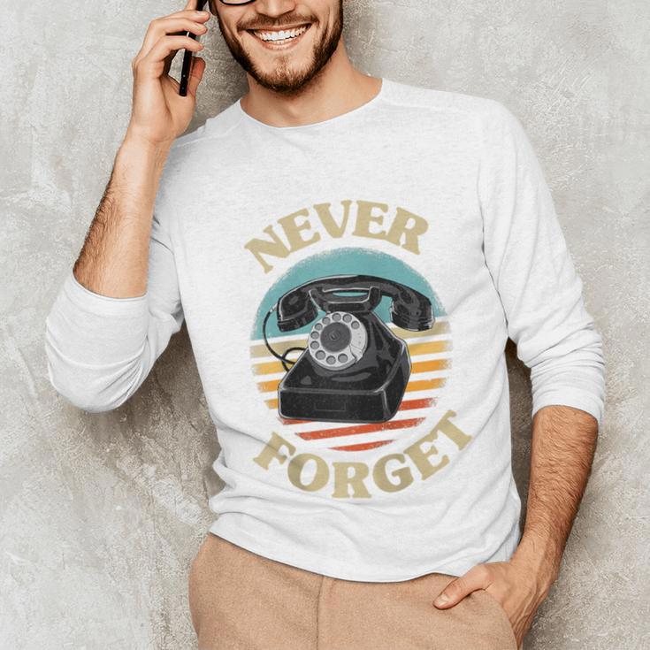 Retro Phone Never Forget Nostalgia Vintage Raglan Baseball Tee Unisex Long Sleeve T-Shirt