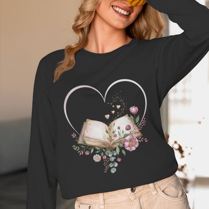 Book Lover Heart Shaped Reading Art Librarian Unisex Long Sleeve T-Shirt