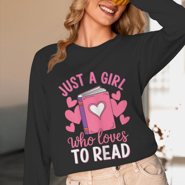 Bookworm Just A Girl Who Loves To Read Unisex Long Sleeve T-Shirt