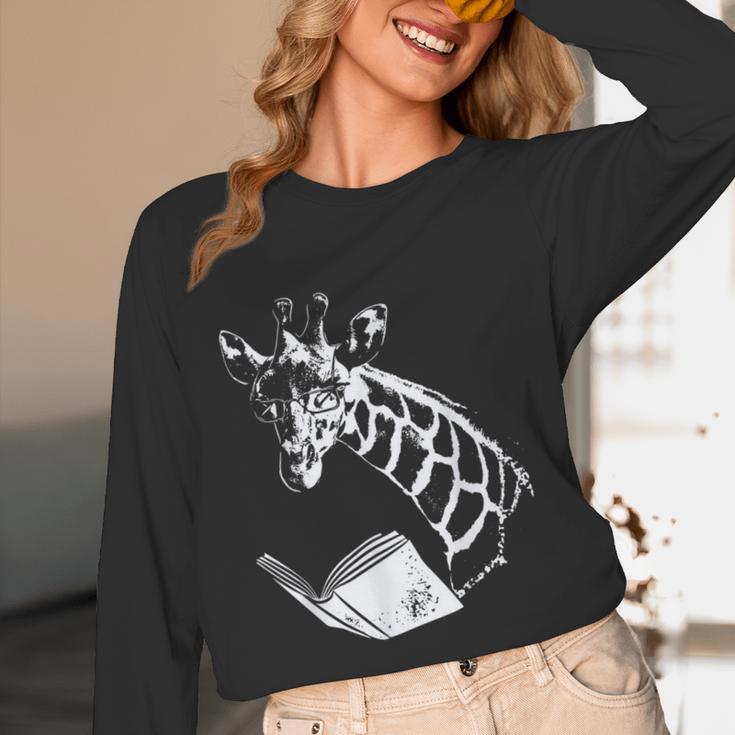 Cute Giraffe Wear Glasses Reading Book Librarian Bookworm Unisex Long Sleeve T-Shirt