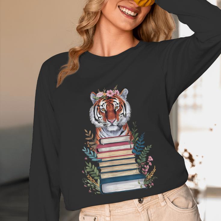 Cute Tiger With Book Floral Bookworm Librarian Book Lover Unisex Long Sleeve T-Shirt