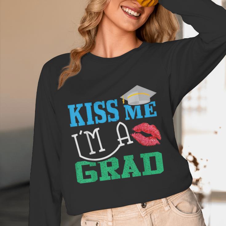 Kiss Me I'm A Grad 2018 Senior Graduation Unisex Long Sleeve T-Shirt