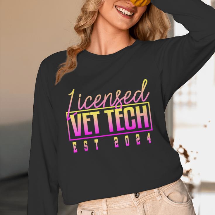 Licensed Vet Tech Veterinary Technician Graduation 2024 Unisex Long Sleeve T-Shirt