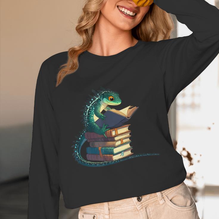 Lizard Reading Book Librarian Bookworm Reader Read Unisex Long Sleeve T-Shirt Lizard Reading Book Librarian Bookworm Reader Read Unisex Long Sleeve T-Shirt