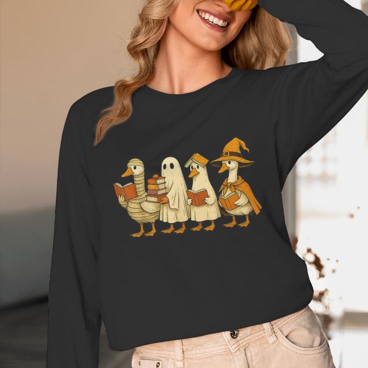 Spooky Halloween Book Lover Halloween Reading Goose Unisex Long Sleeve T-Shirt