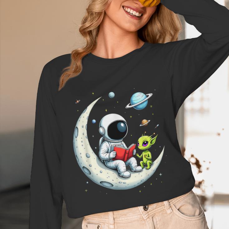 UFO Alien Astronaut Reading Book In Space Unisex Long Sleeve T-Shirt
