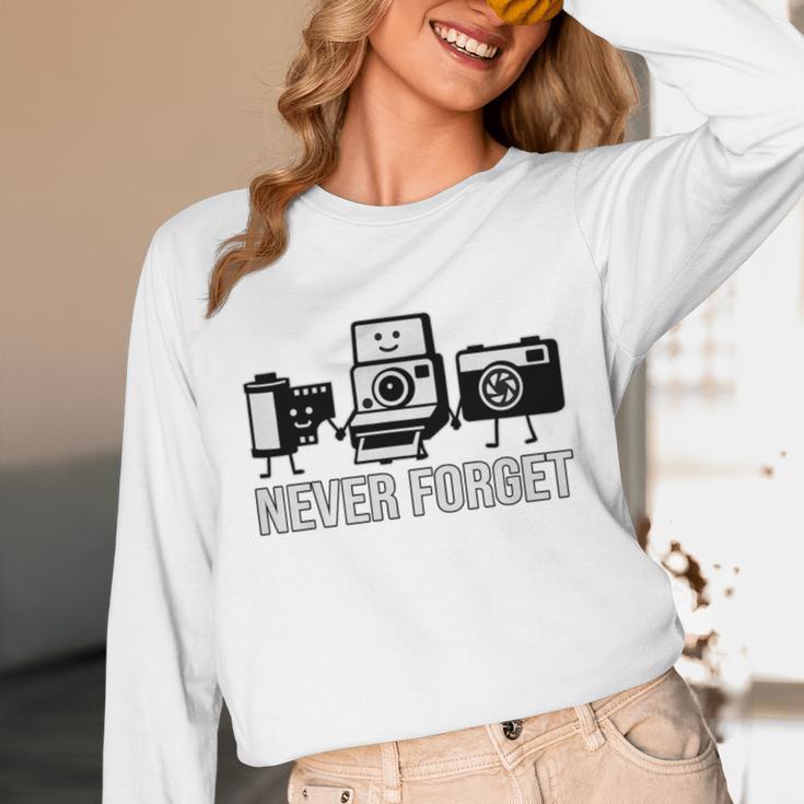 Never Forget Retro Camera Photography Nostalgia Premium Tri-Blend Unisex Long Sleeve T-Shirt Never Forget Retro Camera Photography Nostalgia Premium Tri-Blend Unisex Long Sleeve T-Shirt