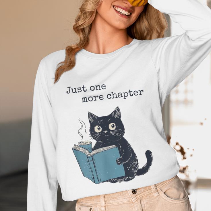 Just One More Chapter Bookworm Cat Book Lover Unisex Long Sleeve T-Shirt