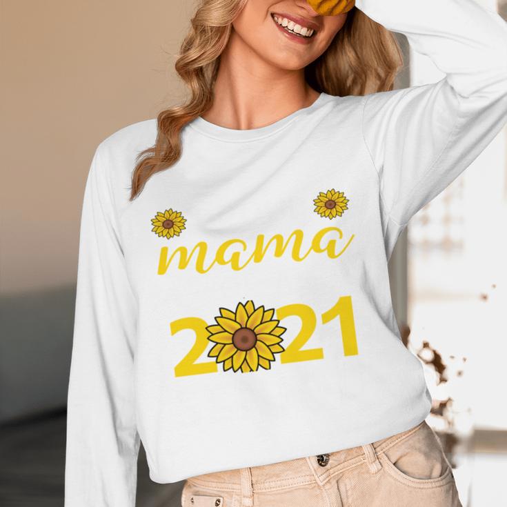 Proud Mama Of a 2021 Graduate Senior Mom 2021 Graduation Unisex Long Sleeve T-Shirt
