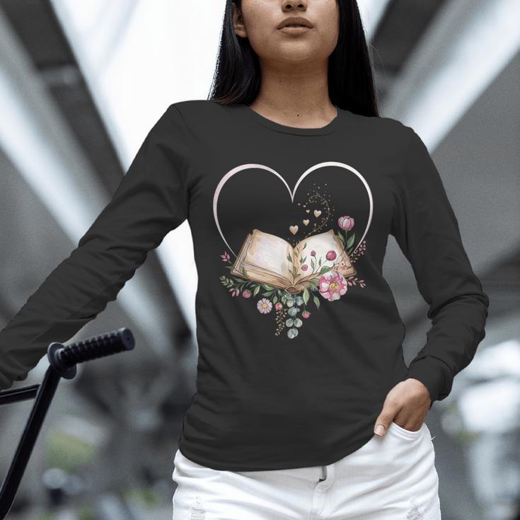 Book Lover Heart Shaped Reading Art Librarian Unisex Long Sleeve T-Shirt
