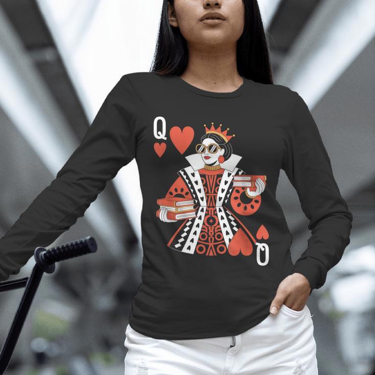 Modern Queen Of Hearts Book Lover Reading Novels Romantasy Unisex Long Sleeve T-Shirt