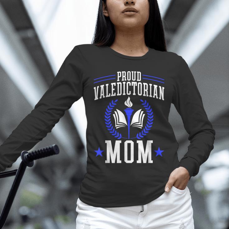 Proud Valedictorian Mom Graduation Grad Mom Class Of 2025 Unisex Long Sleeve T-Shirt