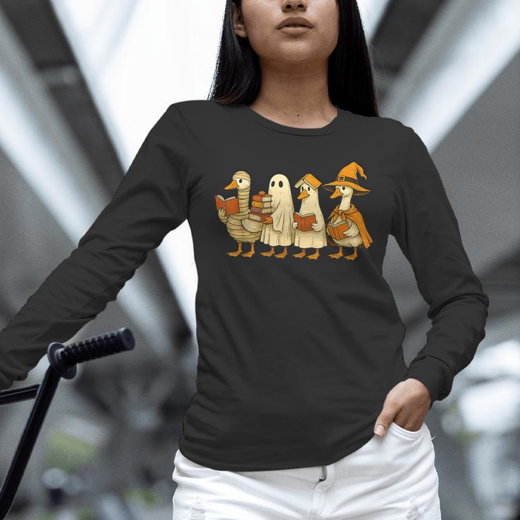 Spooky Halloween Book Lover Halloween Reading Goose Unisex Long Sleeve T-Shirt