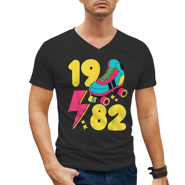 1982 Retro Raised In The 80s Old School Nostalgia Vibes Men's V-Neck T-Shirt