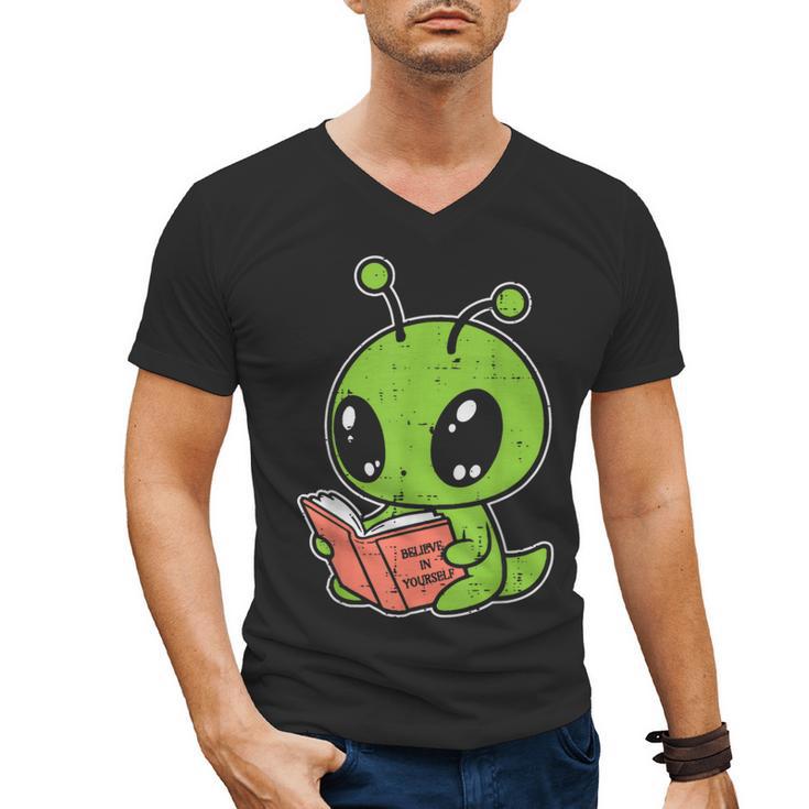 Alien Reading Book Believe In Yourself Kids Women Men Men's V-Neck T-Shirt