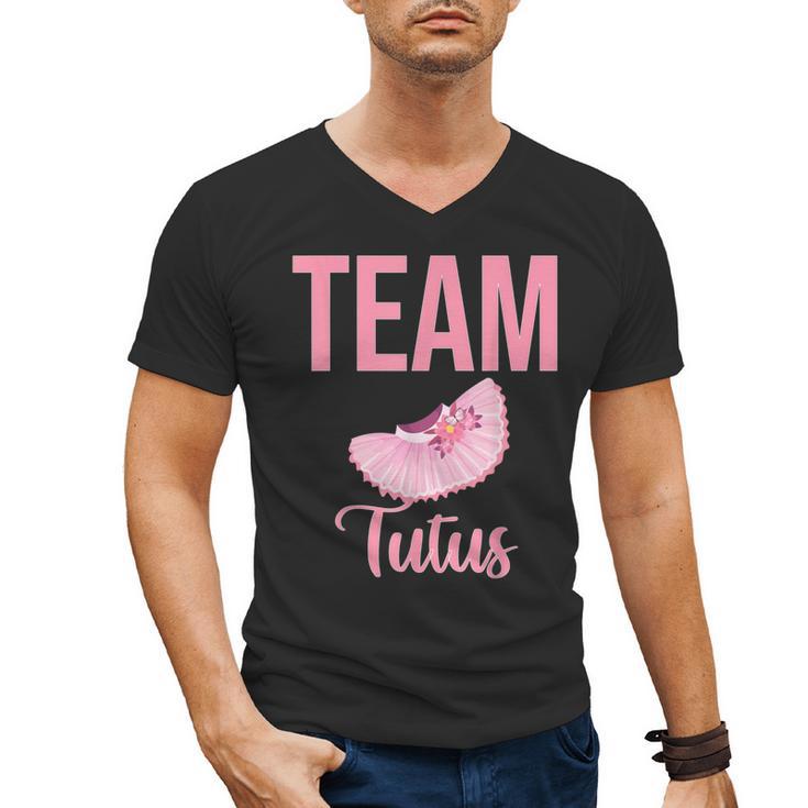 Cute Team Tutus Gender Reveal For Mom And Dad Men's V-Neck T-Shirt