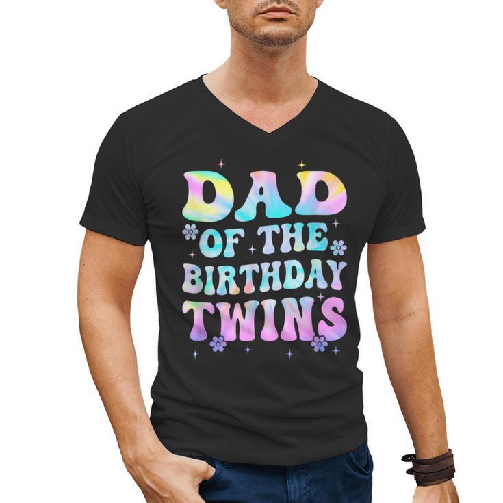 Dad Of The Birthday Twins Girls Kids Party Retro Bday Men's V-Neck T-Shirt