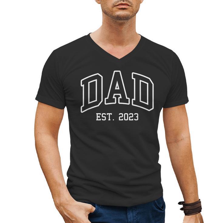 DAD Est 2023 Best Father Throwback Classic Men's V-Neck T-Shirt