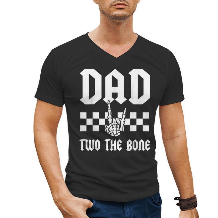 Dad Two The Bone Skeleton Hand 2nd Birthday Boy Girl Men's V-Neck T-Shirt