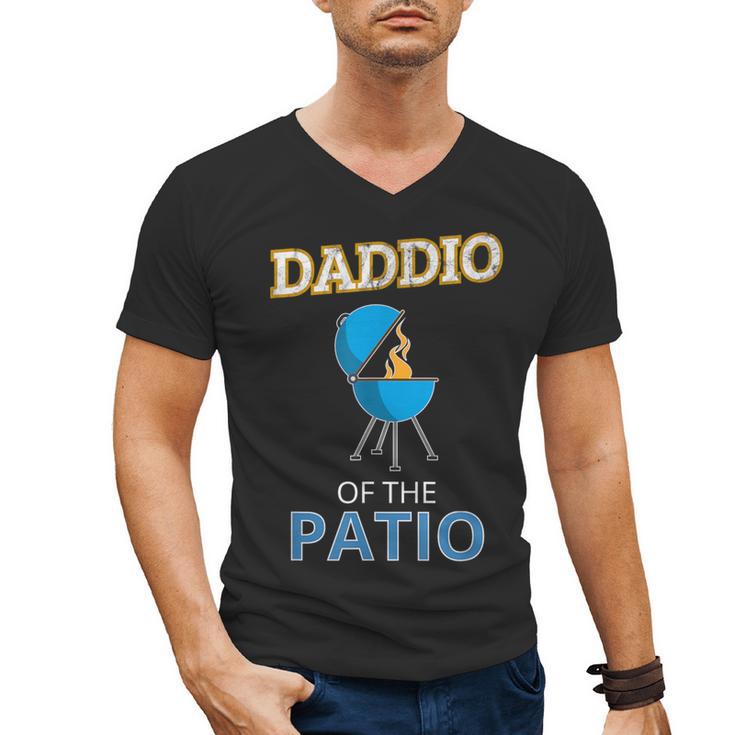 Daddio Of The Patio Fathers Day BBQ Grill Dad Men's V-Neck T-Shirt