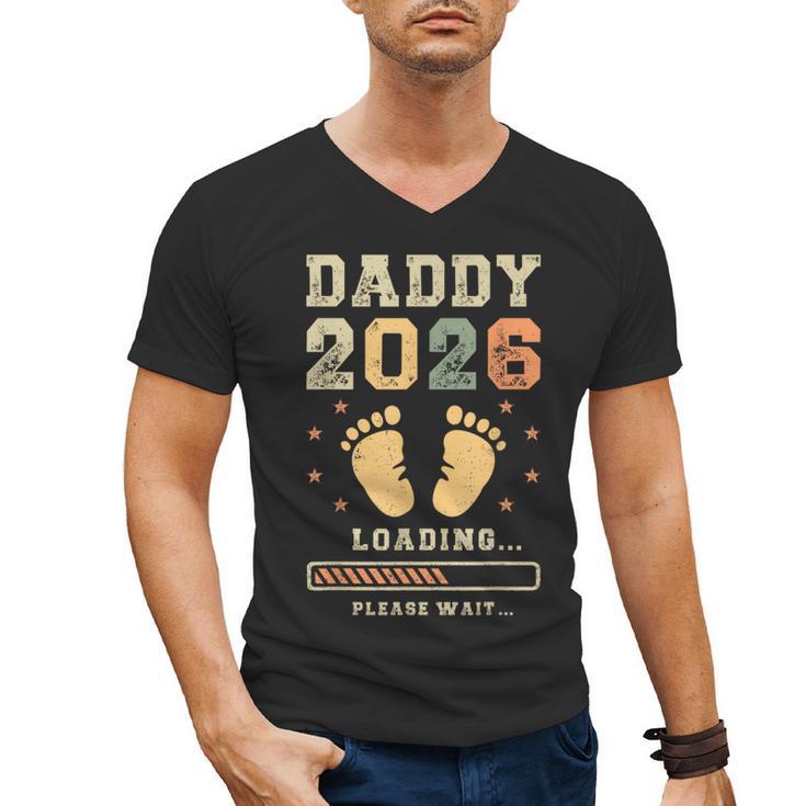 Daddy 2026 Loading Baby Announcement Expecting Dad To Be Men's V-Neck T-Shirt