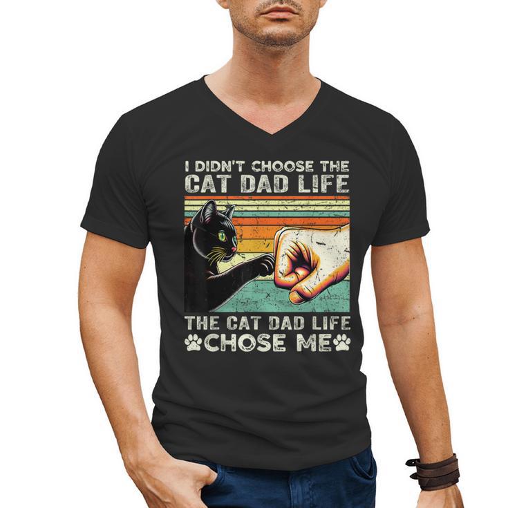 I Didn't Choose The Cat Dad Life Funny Cat Lovers Vintage Men's V-Neck T-Shirt