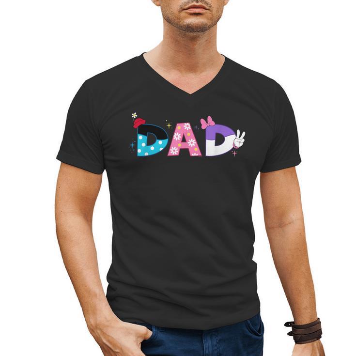 Disney Minnie Mouse And Daisy Duck Dad Father's Day Birthday Men's V-Neck T-Shirt