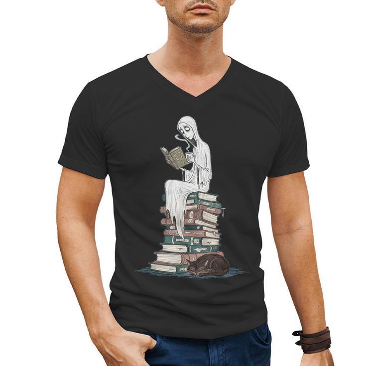 Gothic Librarian Halloween Books Tee For Teachers Men's V-Neck T-Shirt