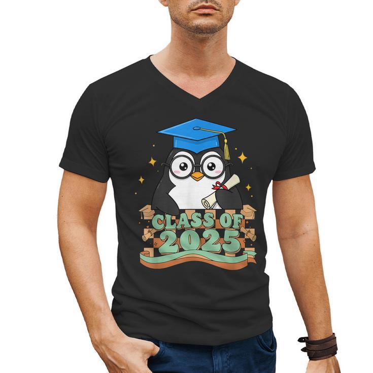 Graduate Penguin Class Of 2025 Kids Graduation Men's V-Neck T-Shirt