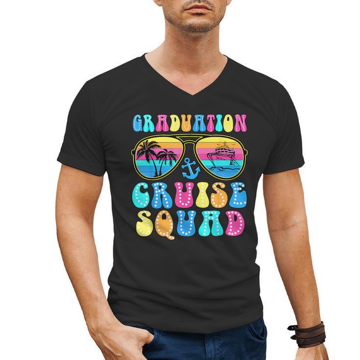 Graduation Cruise Squad Class Of 2025 Vacation Family Grad Men's V-Neck T-Shirt