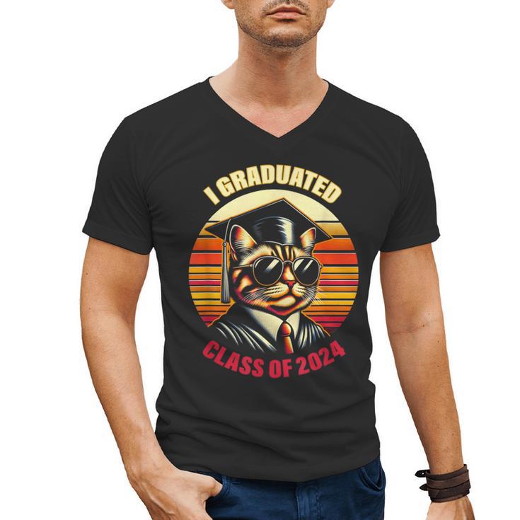 Graduation Day 2024 Graduate For School Degree College Cat Men Women Men's V-Neck T-Shirt