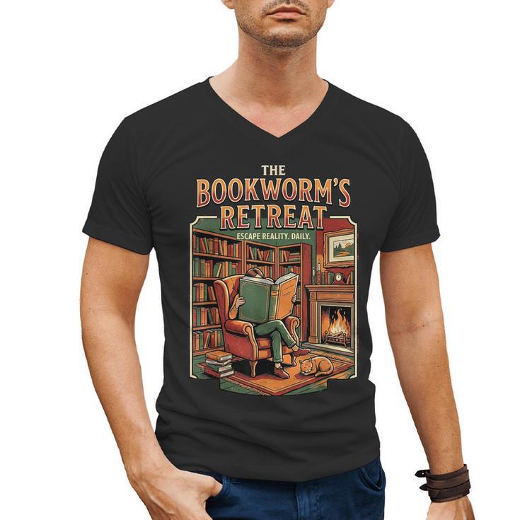 Introvert Book Lover The Bookworm's Retreat Men's V-Neck T-Shirt