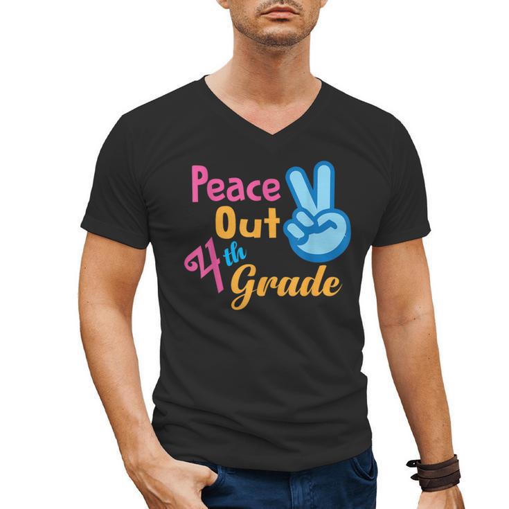 Last Day Of School Peace Out Grade 4 Graduation Kids Men's V-Neck T-Shirt