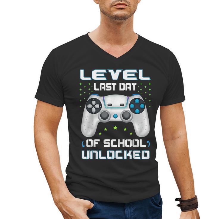 Last Days Of School Graduation Kindergarten Gamer Boys Kids Men's V-Neck T-Shirt