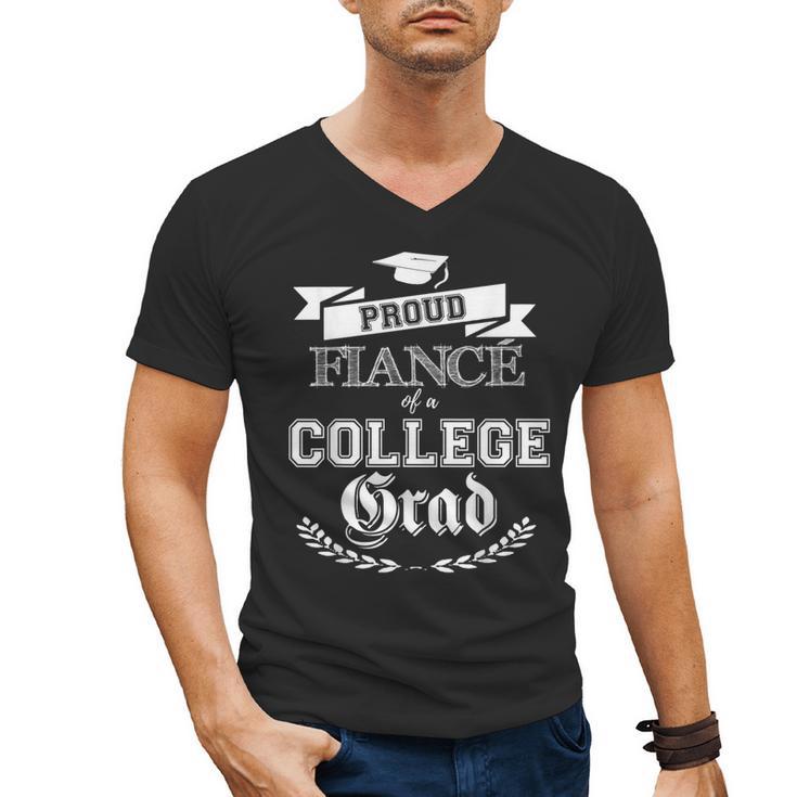 Proud Fiance Of College Grad 2019 Family Graduation Tee Men's V-Neck T-Shirt