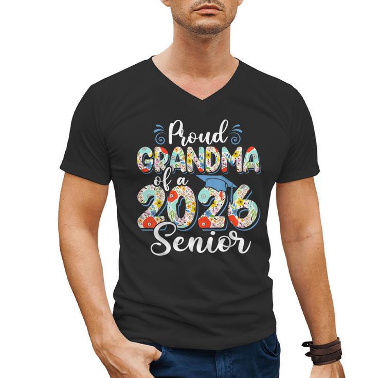 Proud Grandma Of a 2026 Graduate For Family Graduation Men's V-Neck T-Shirt