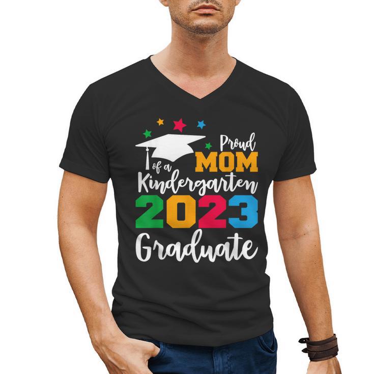 Proud Mom Of A 2023 Graduate Senior 2023 Graduation 23 Men's V-Neck T-Shirt