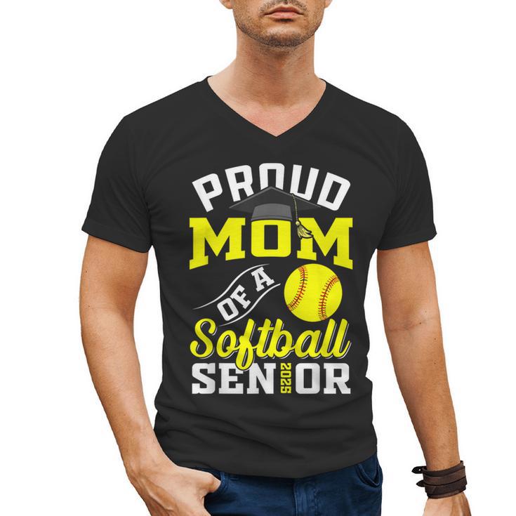 Proud Mom Of a Softball Senior Class Of 2025 Graduation Men's V-Neck T-Shirt