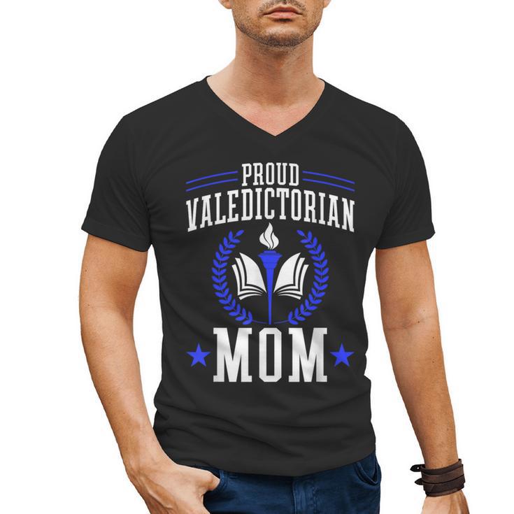 Proud Valedictorian Mom Graduation Grad Mom Class Of 2025 Men's V-Neck T-Shirt