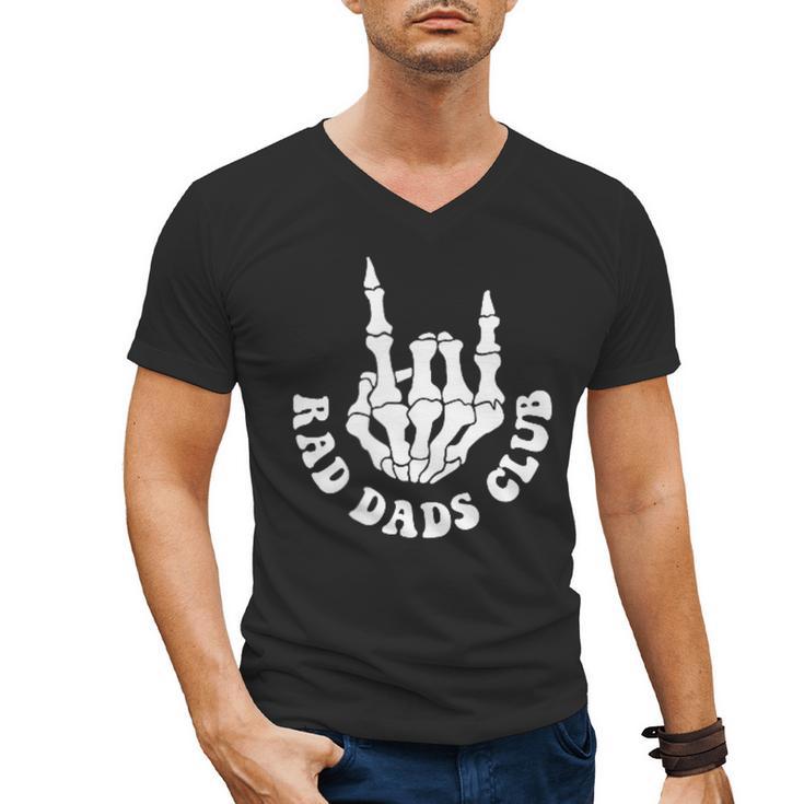 Rad Dads Club Fathers Day Cool Dads Club Men's V-Neck T-Shirt