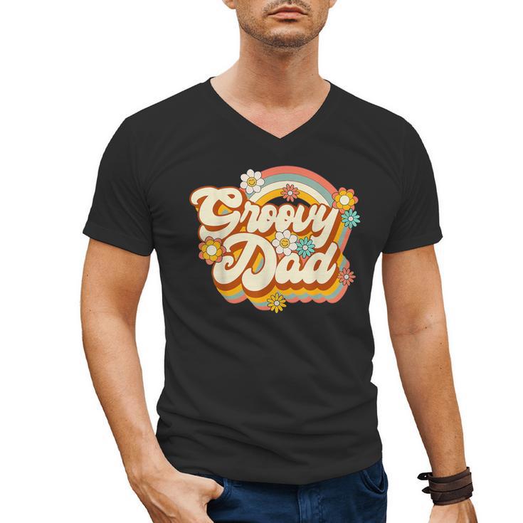 Retro Groovy Dad Family Birthday 60s 70s Hippie Costume Men's V-Neck T-Shirt