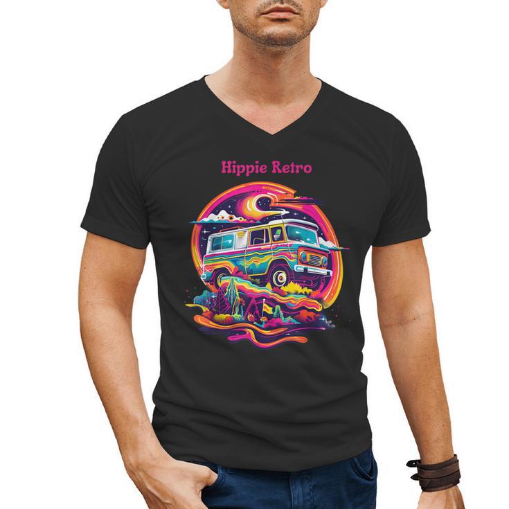 Retro Graphic Print With a Touch Of Nostalgia Men's V-Neck T-Shirt