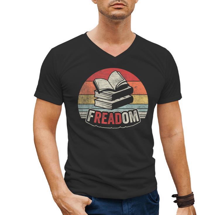 Retro Vintage FREADom Anti Ban Books Freedom To Read Men's V-Neck T-Shirt
