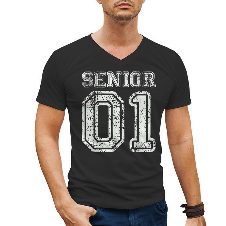 Senior 01 Class Of 2001 Retro College High School Graduation Men's V-Neck T-Shirt