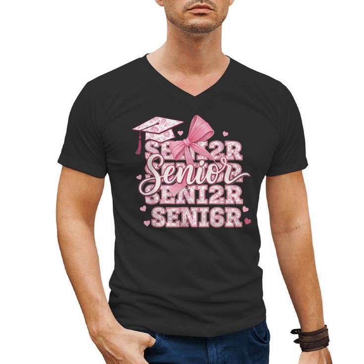 Senior 2026 Class Of 2026 Cute Coquette Pink Bow Graduation Men's V-Neck T-Shirt