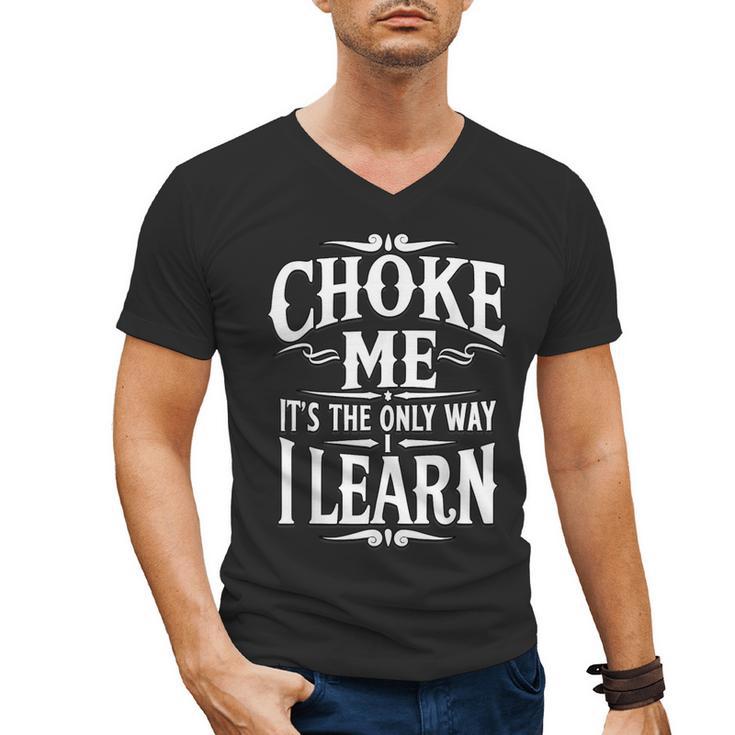 Spicy Romance Reader BookTok Kink Positive Book Lover Tee Men's V-Neck T-Shirt